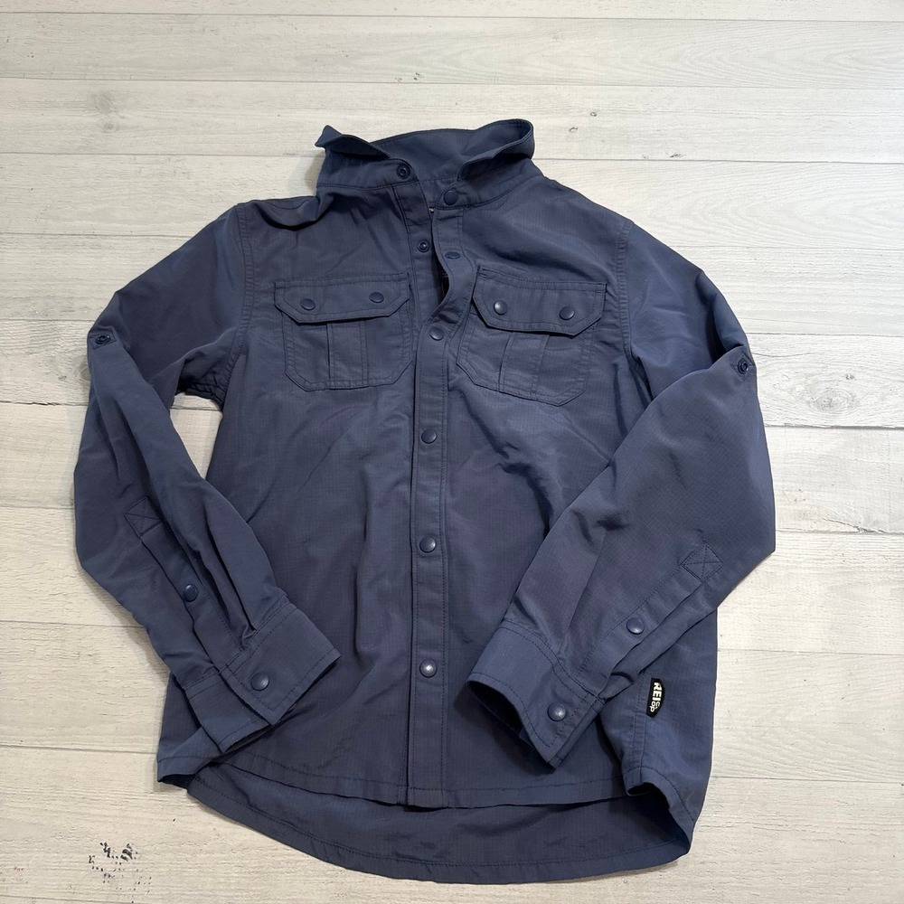 REI kids blue button down shirt size 8